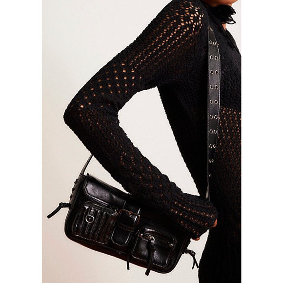 FREE PEOPLE BLACK LEATHER HIGH SPEED LACE UP SIDES GROMMET DETAILS CROSSBODY BAG - Picture 7 of 16